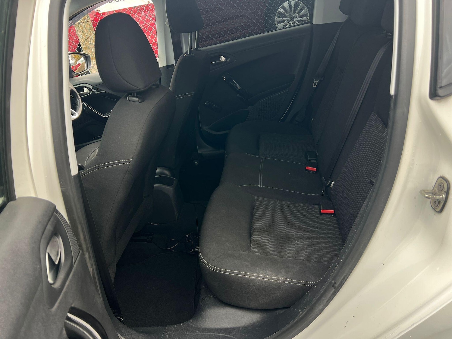 Used Peugeot 208 2016 for sale - 76743206: Photo 13