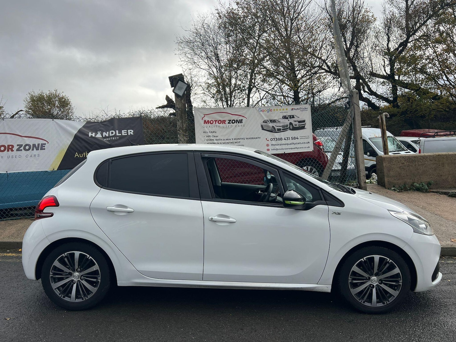 Used Peugeot 208 2016 for sale - 76743206: Photo 4