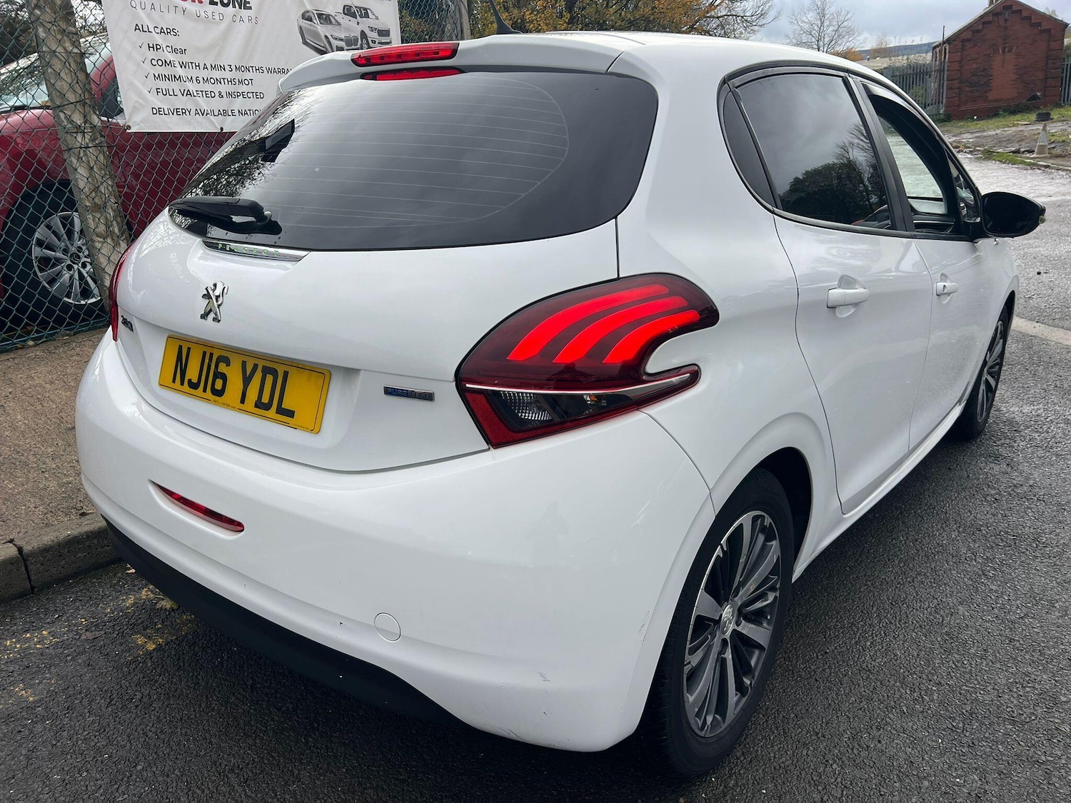 Used Peugeot 208 2016 for sale - 76743206: Photo 8