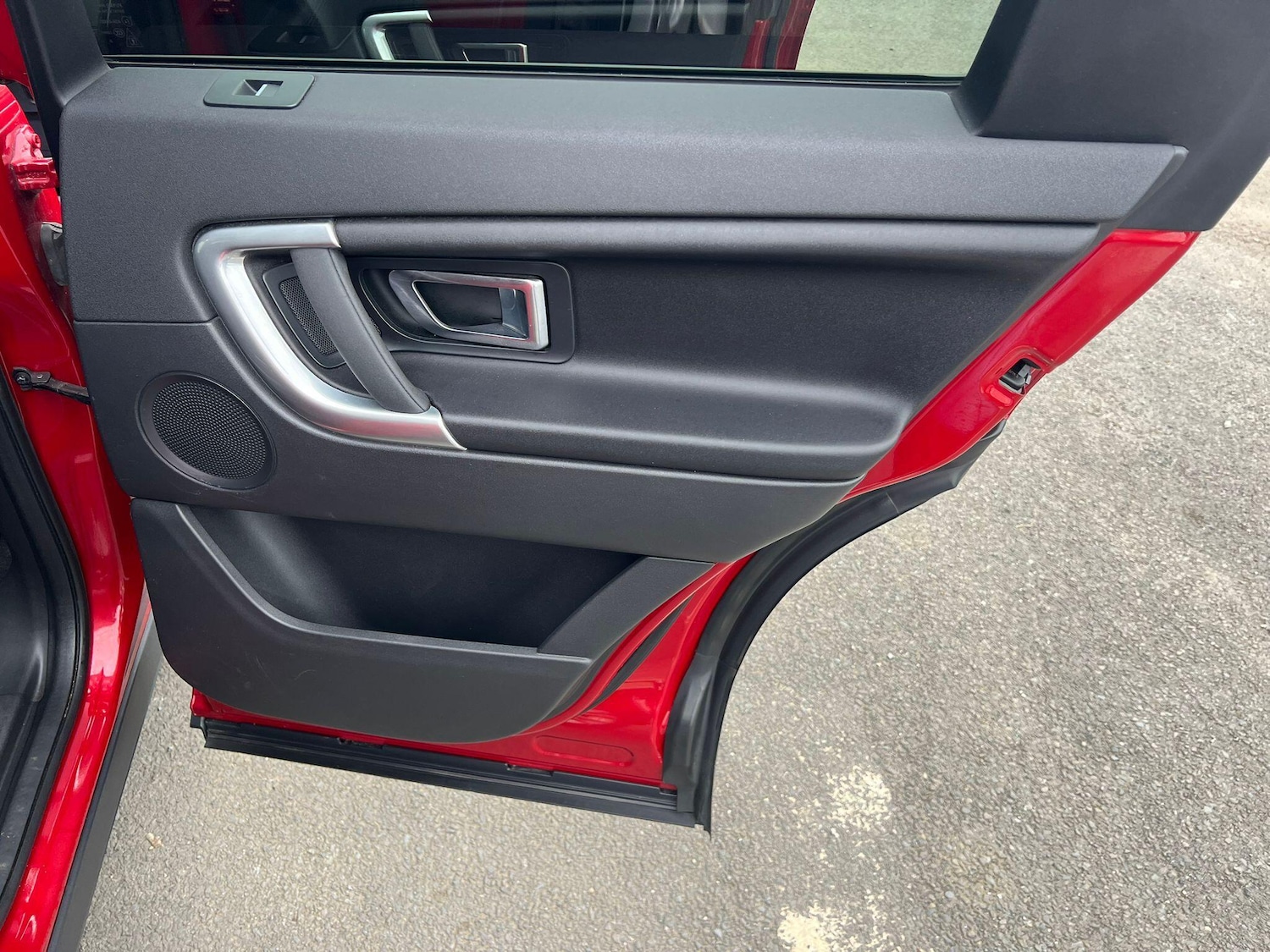 Used Land Rover Discovery Sport 2017 for sale - 76742413: Photo 22