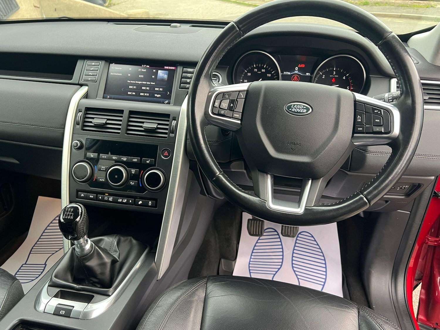 Used Land Rover Discovery Sport 2017 for sale - 76742413: Photo 31