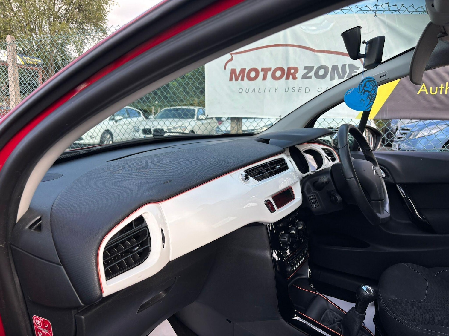 Used Citroen C3 2013 for sale - 76823572: Photo 28