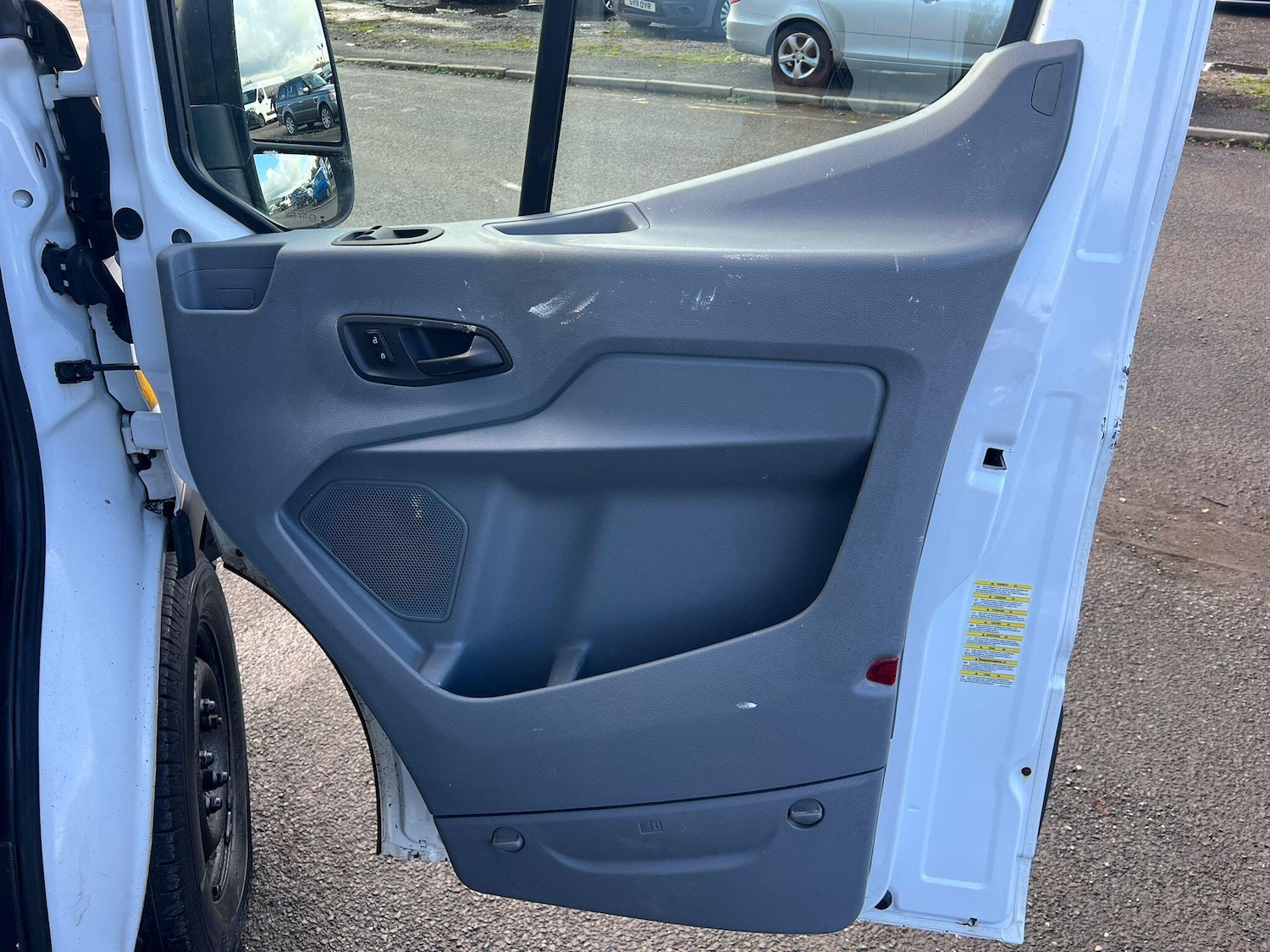 Used Ford Transit 2015 for sale - 76825251: Photo 25