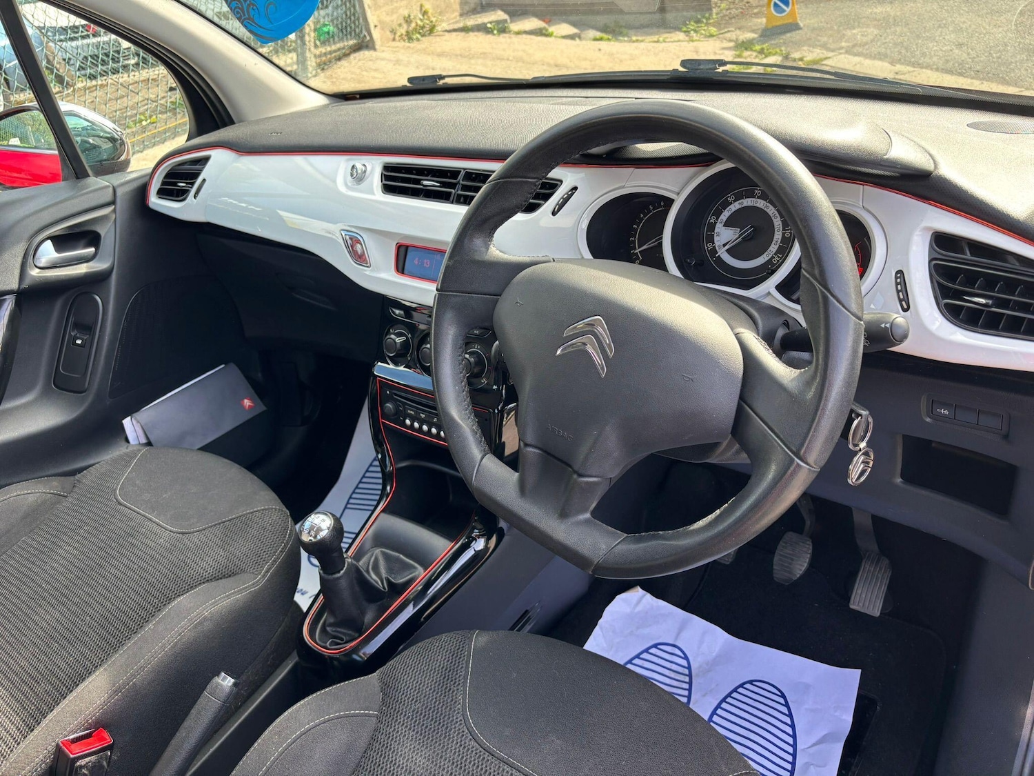 Used Citroen C3 2013 for sale - 76742426: Photo 9