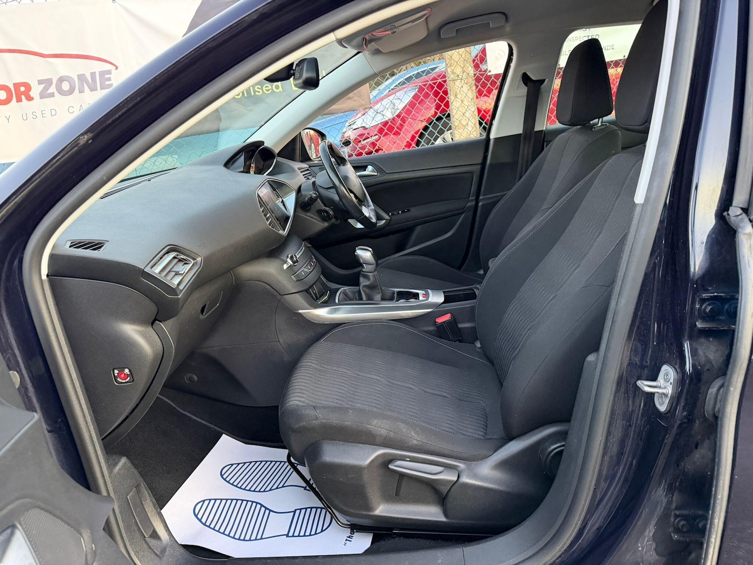 Used Peugeot 308 2014 for sale - 76743340: Photo 26