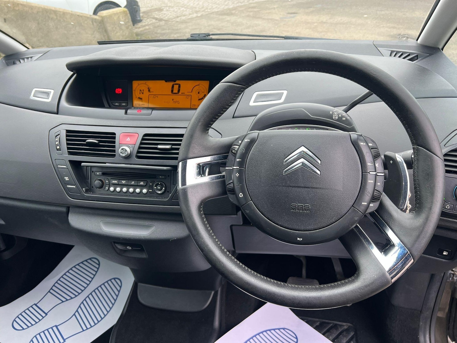 Used Citroen C4 Picasso 2010 for sale - 77705423: Photo 11