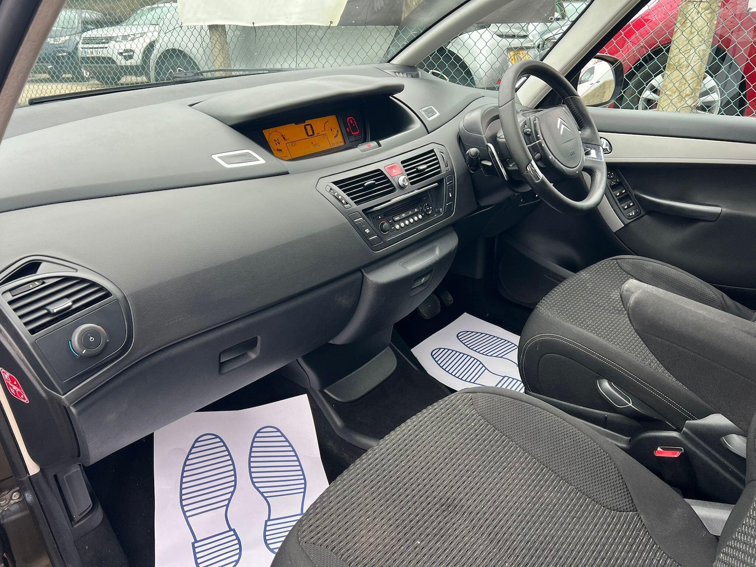 Used Citroen C4 Picasso 2010 for sale - 77705423: Photo 13