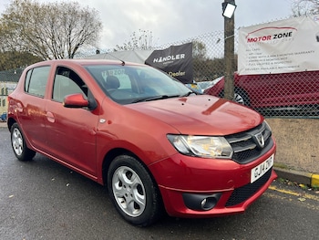 (14) - 1.2 Laureate Euro 5 5dr