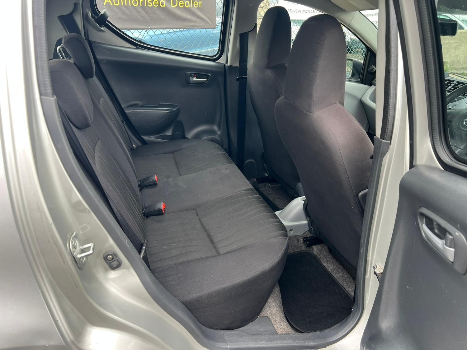 Used Nissan Pixo 2010 for sale - 76742288: Photo 15