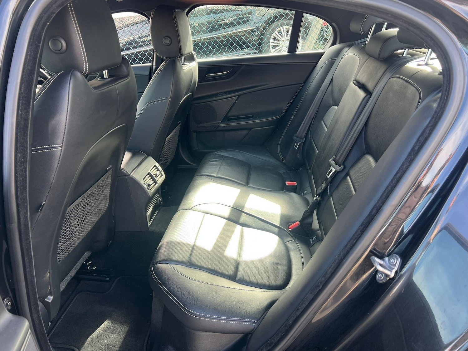 Used Jaguar XE 2018 for sale - 78035177: Photo 15