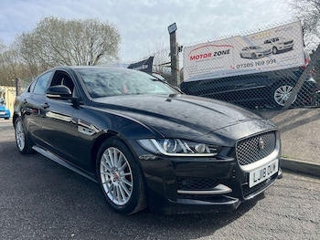 Used Jaguar XE 2018 for sale - 78035177: Photo