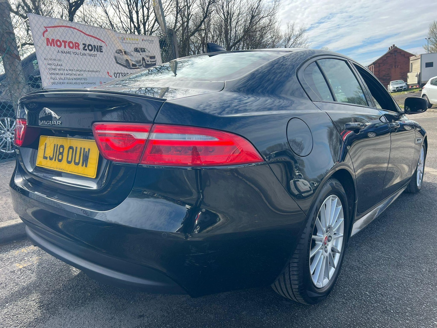 Used Jaguar XE 2018 for sale - 78035177: Photo 5