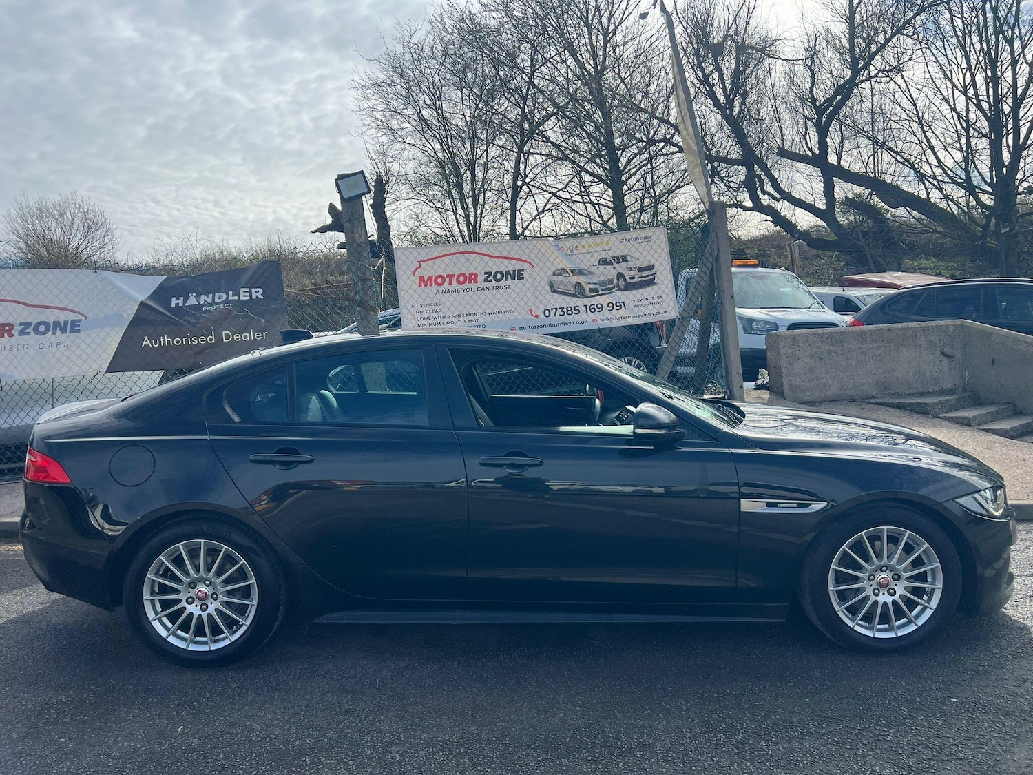 Used Jaguar XE 2018 for sale - 78035177: Photo 6