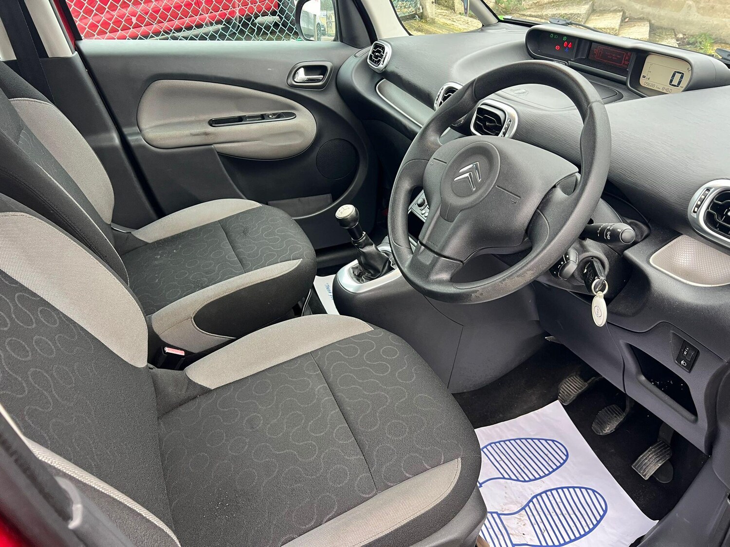 Used Citroen C3 Picasso for sale - 77511285: Photo 11