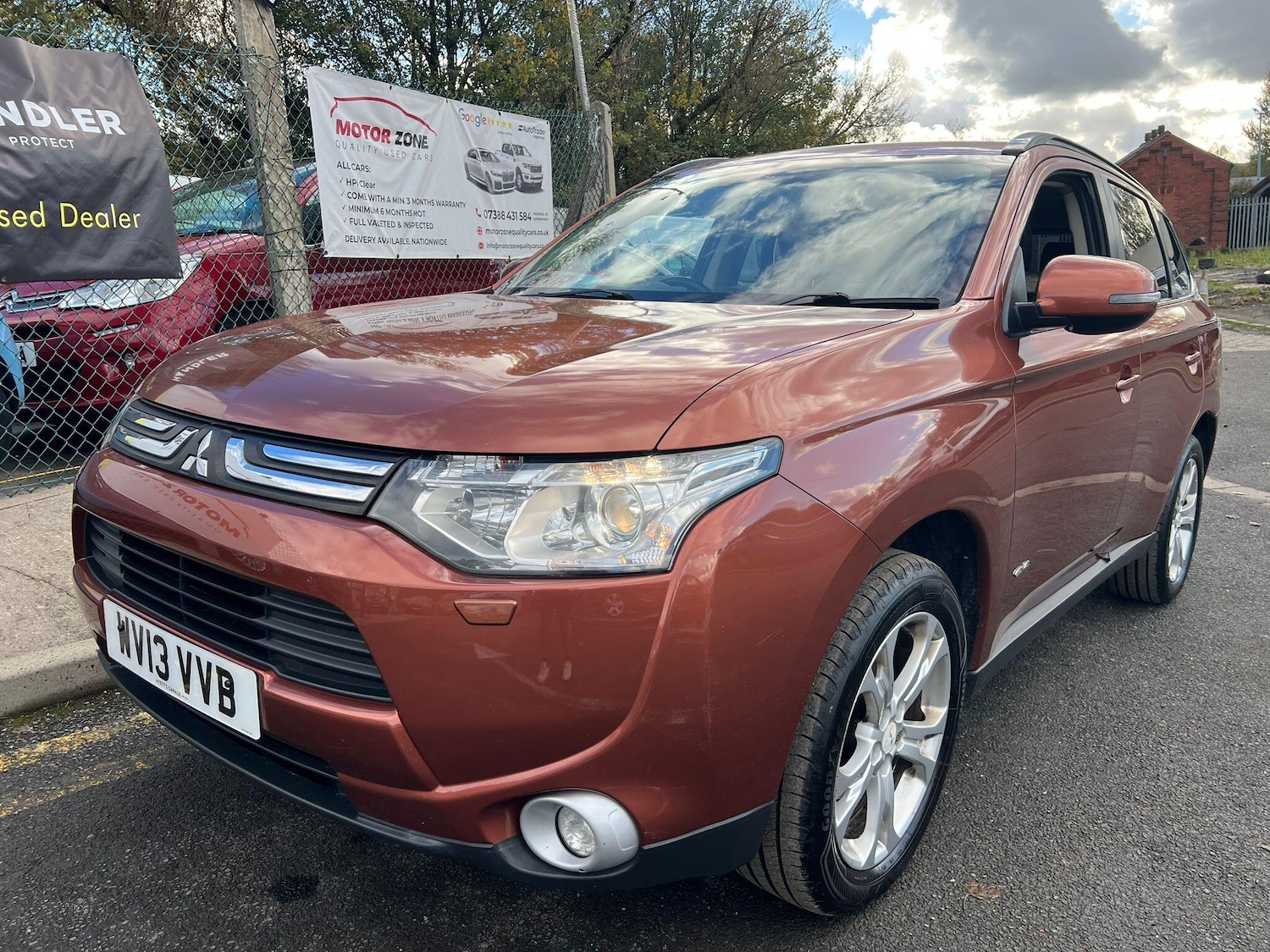 Used Mitsubishi Outlander for sale - 76823987: Photo 3
