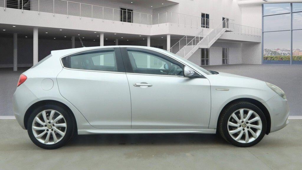 Used Alfa Romeo Giulietta 2011 for sale - 78072769: Photo 5