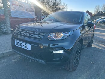 Used Land Rover Discovery Sport 2016 for sale - 76742584: Photo