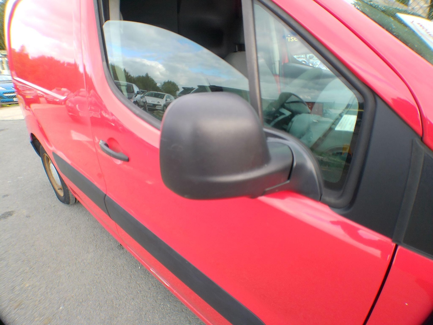 Used Peugeot Partner 2012 for sale - 76825216: Photo 22