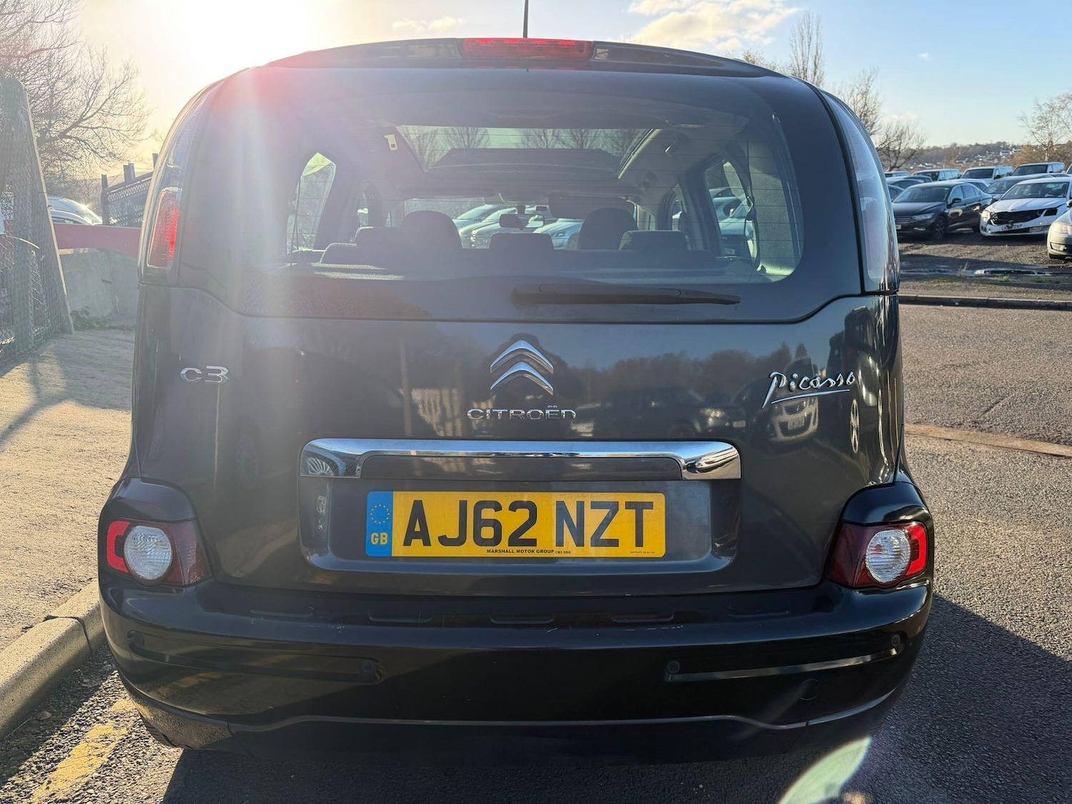 Used Citroen C3 Picasso 2013 for sale - 76742823: Photo 10