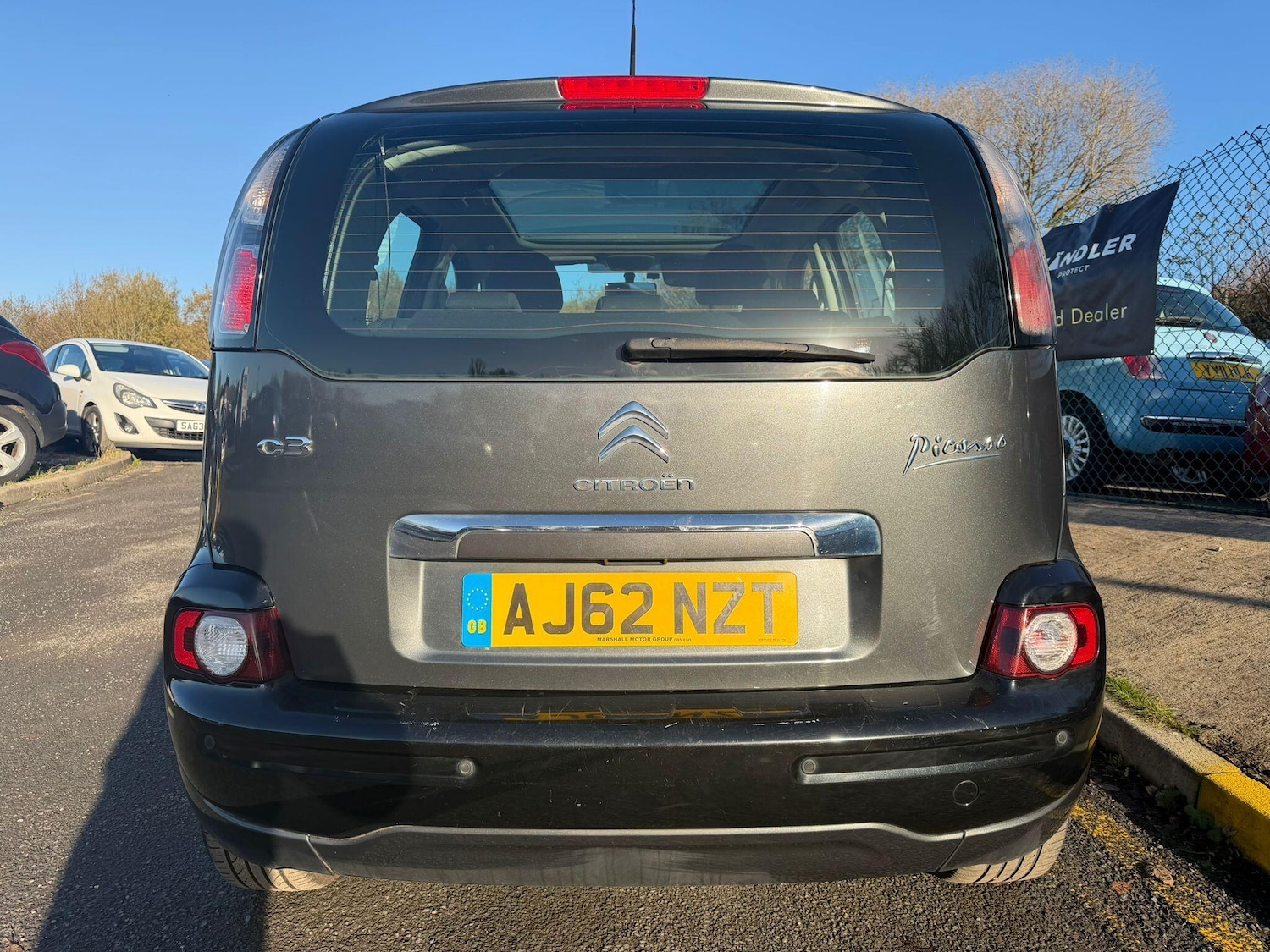 Used Citroen C3 Picasso 2013 for sale - 76742823: Photo 7