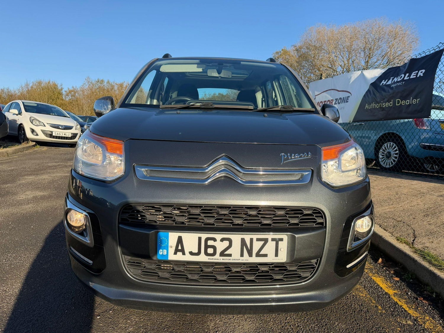 Used Citroen C3 Picasso 2013 for sale - 76742823: Photo 9