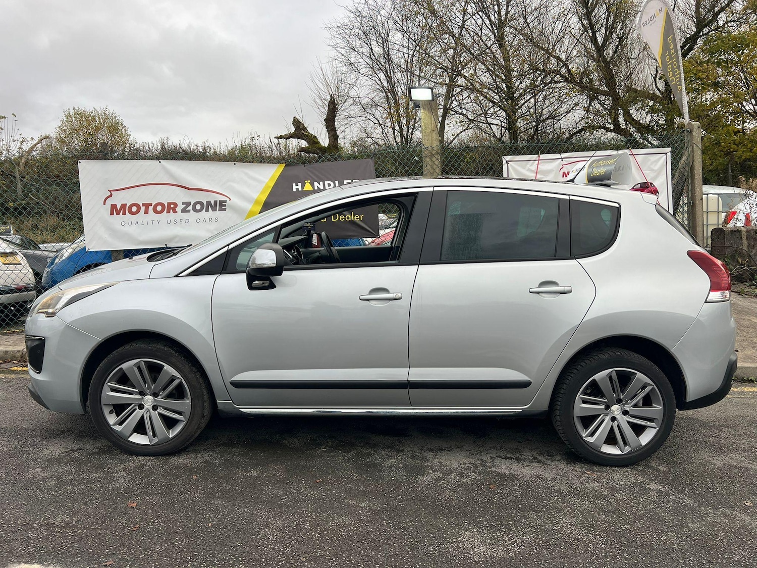 Used Peugeot 3008 2014 for sale - 76743053: Photo 4