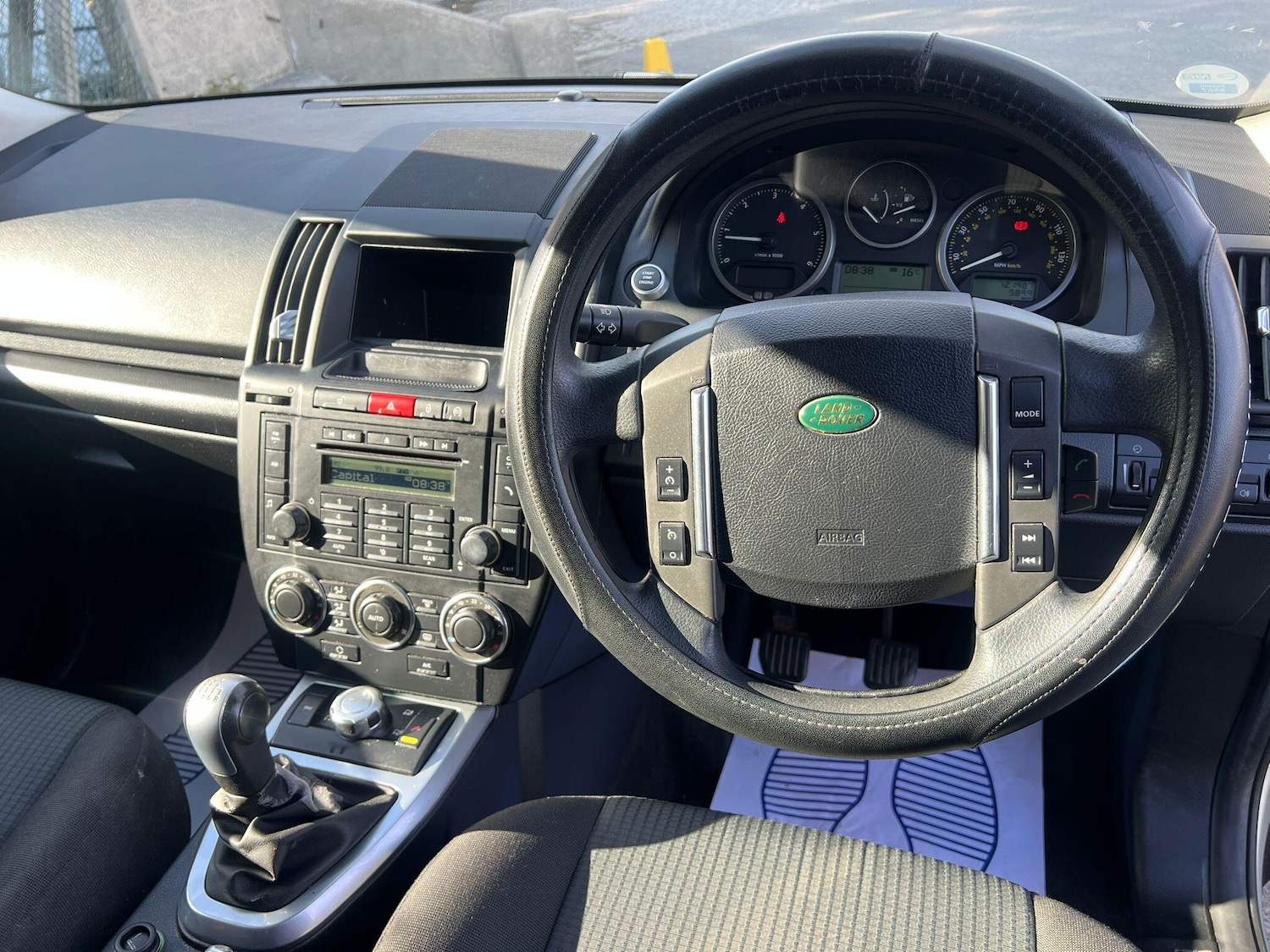 Used Land Rover Freelander 2 for sale - 76824054: Photo 26