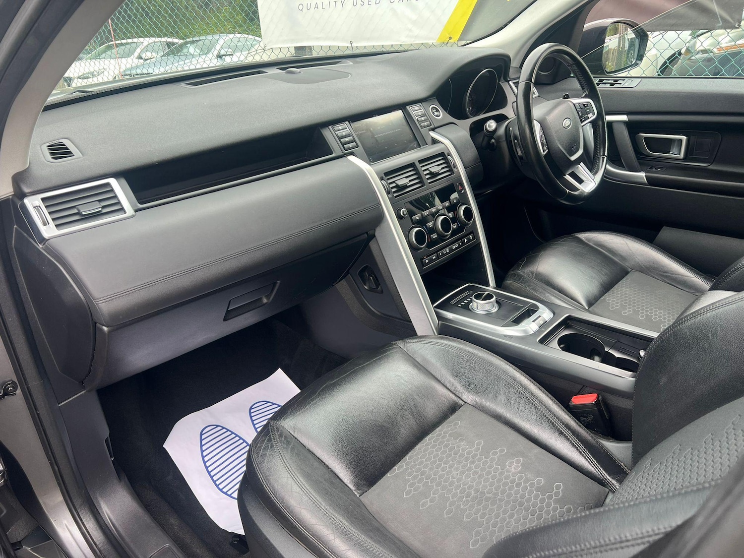 Used Land Rover Discovery Sport 2016 for sale - 76743351: Photo 13