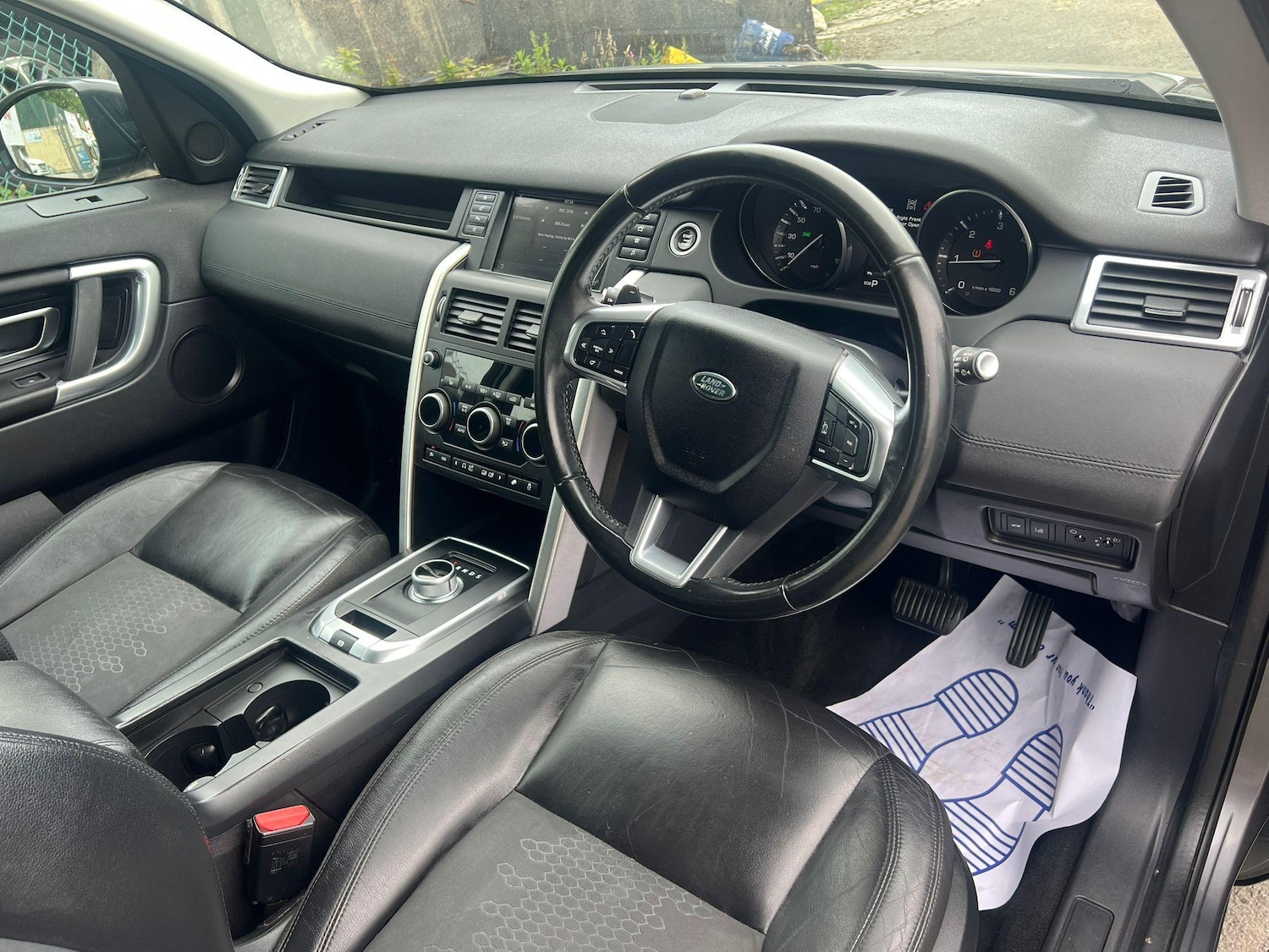 Used Land Rover Discovery Sport 2016 for sale - 76743351: Photo 14