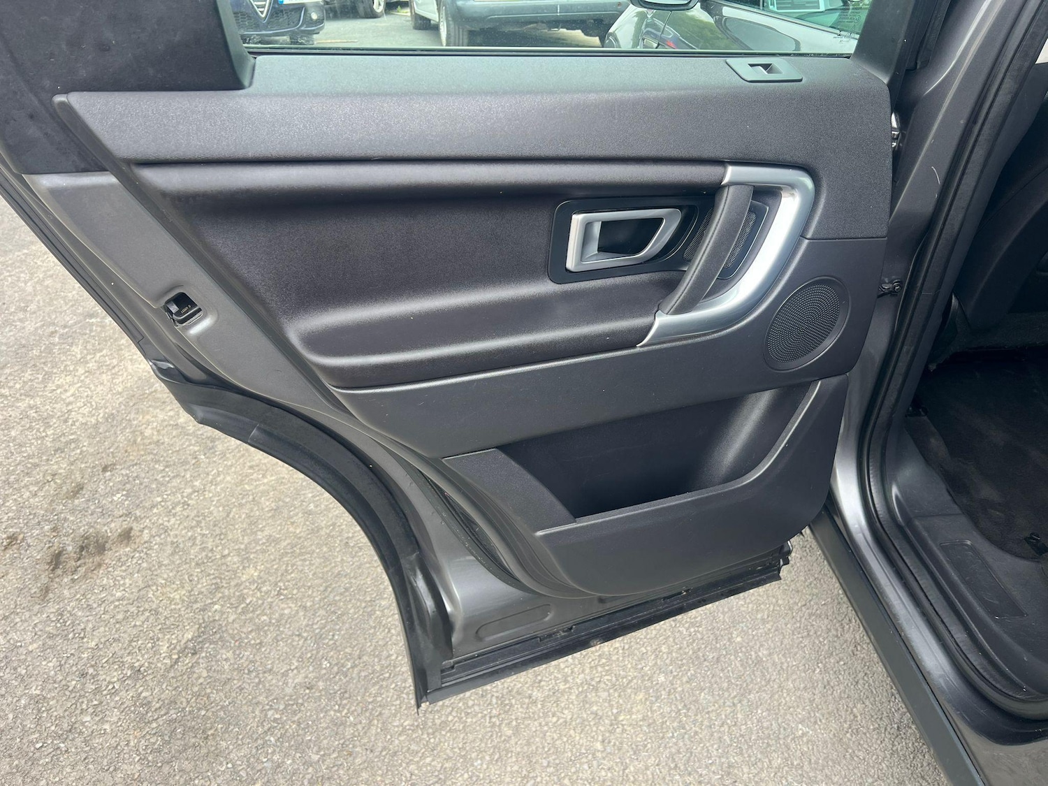 Used Land Rover Discovery Sport 2016 for sale - 76743351: Photo 21