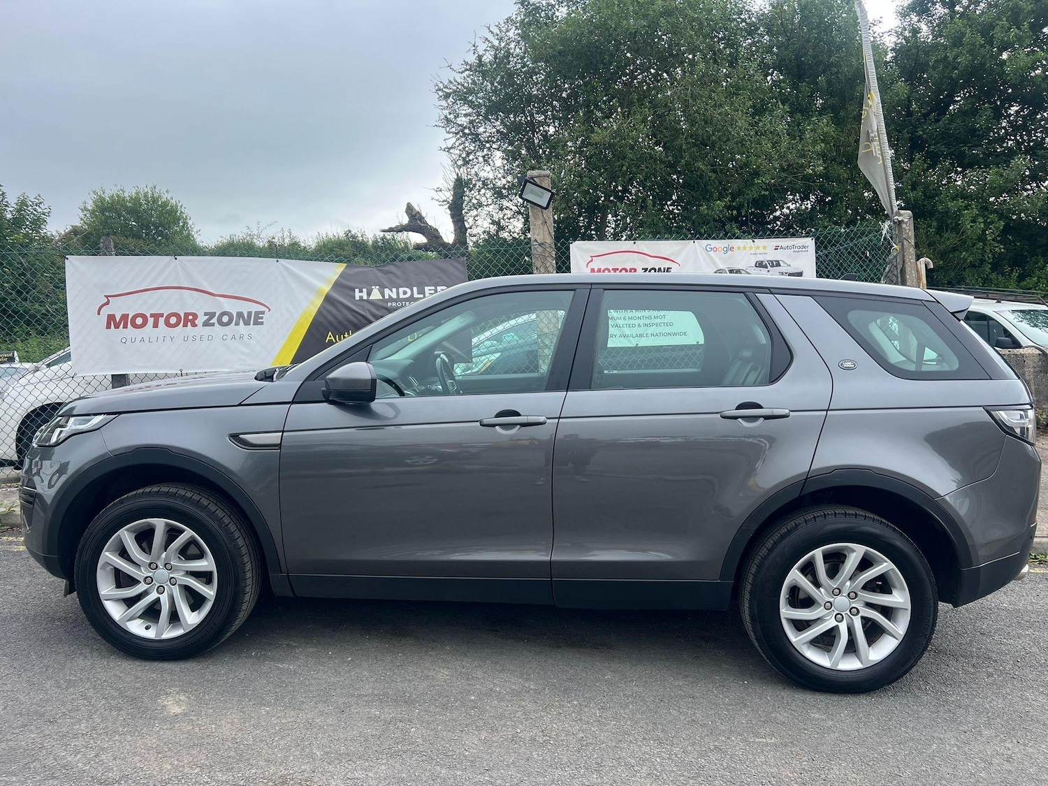 Used Land Rover Discovery Sport 2016 for sale - 76743351: Photo 7