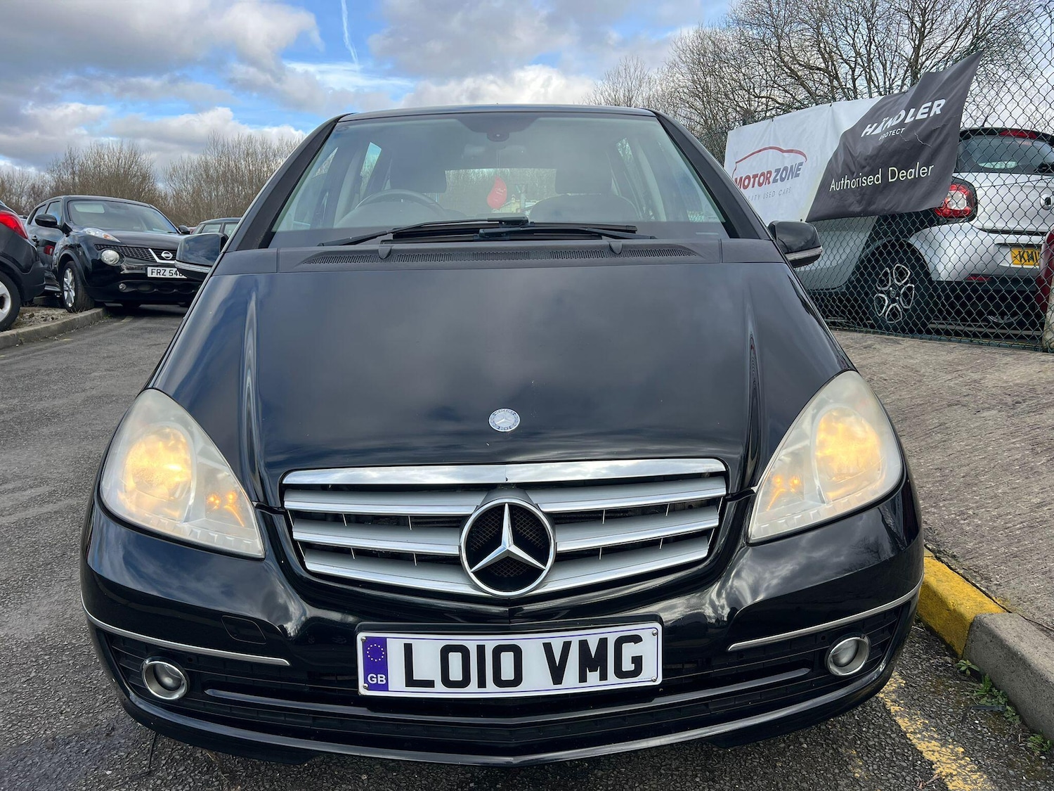 Used Mercedes-Benz A-Class 2010 for sale - 77658697: Photo 2