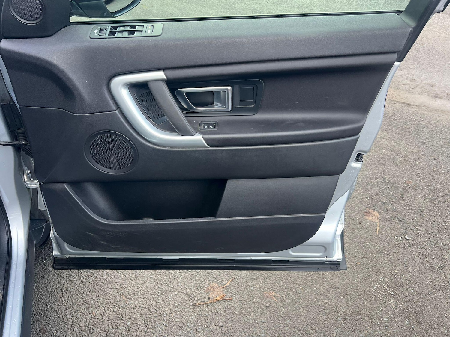 Used Land Rover Discovery Sport 2018 for sale - 77015966: Photo 23