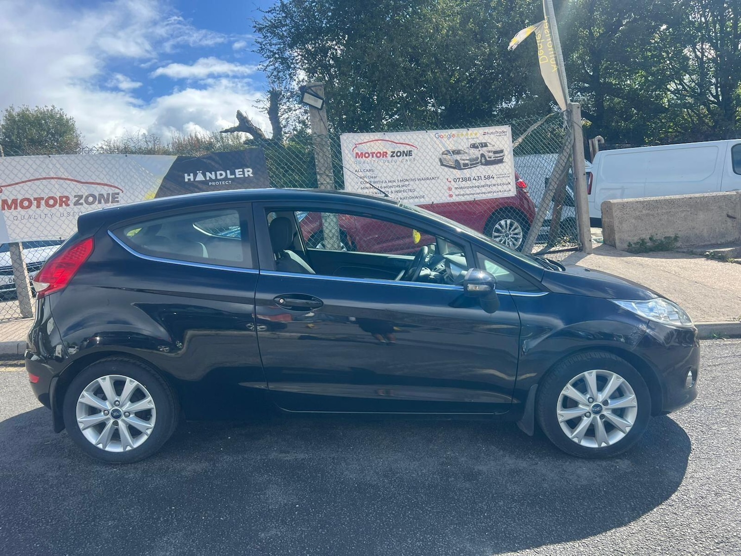 Used Ford Fiesta 2010 for sale - 76742424: Photo 10