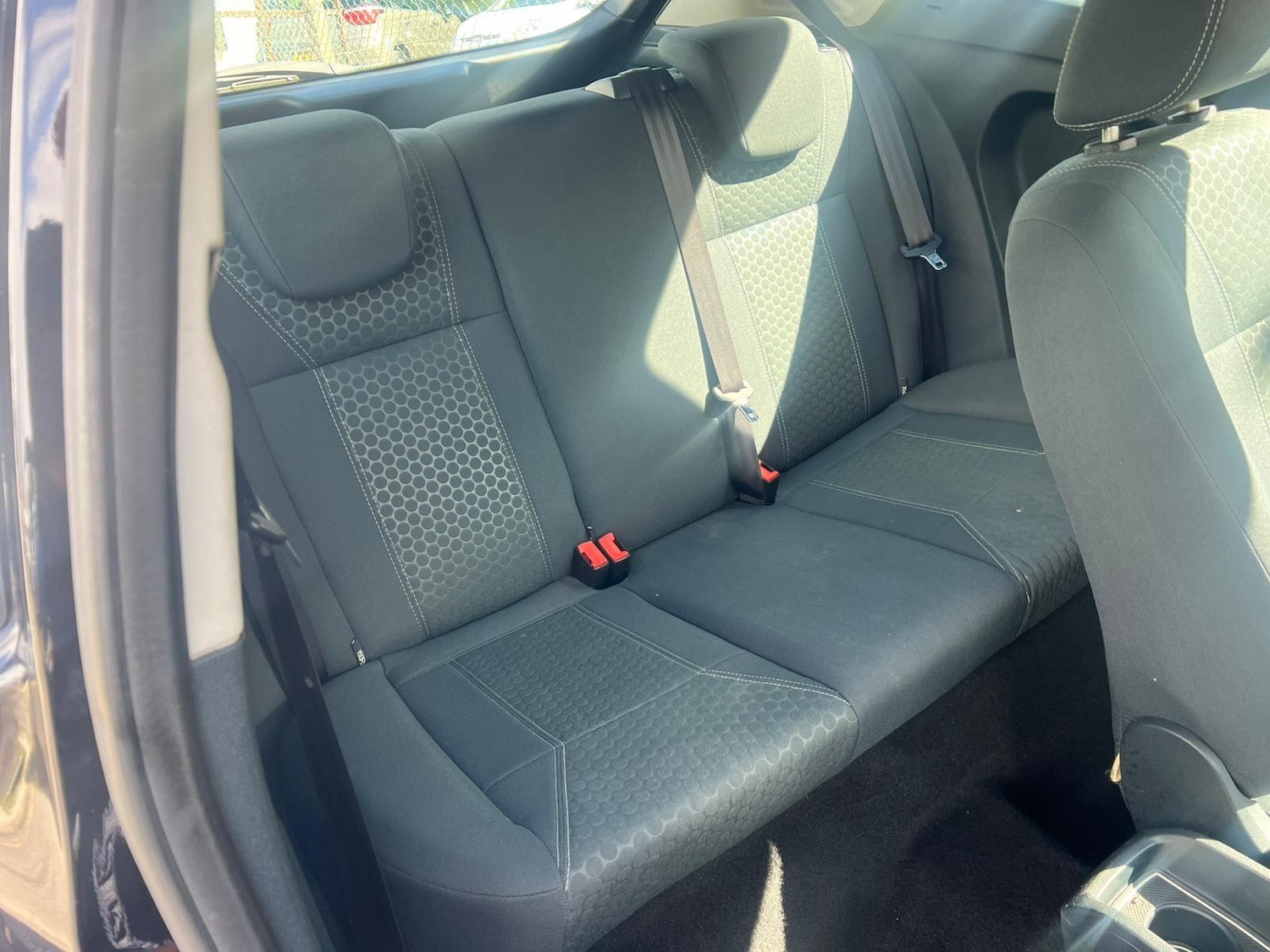 Used Ford Fiesta 2010 for sale - 76742424: Photo 15