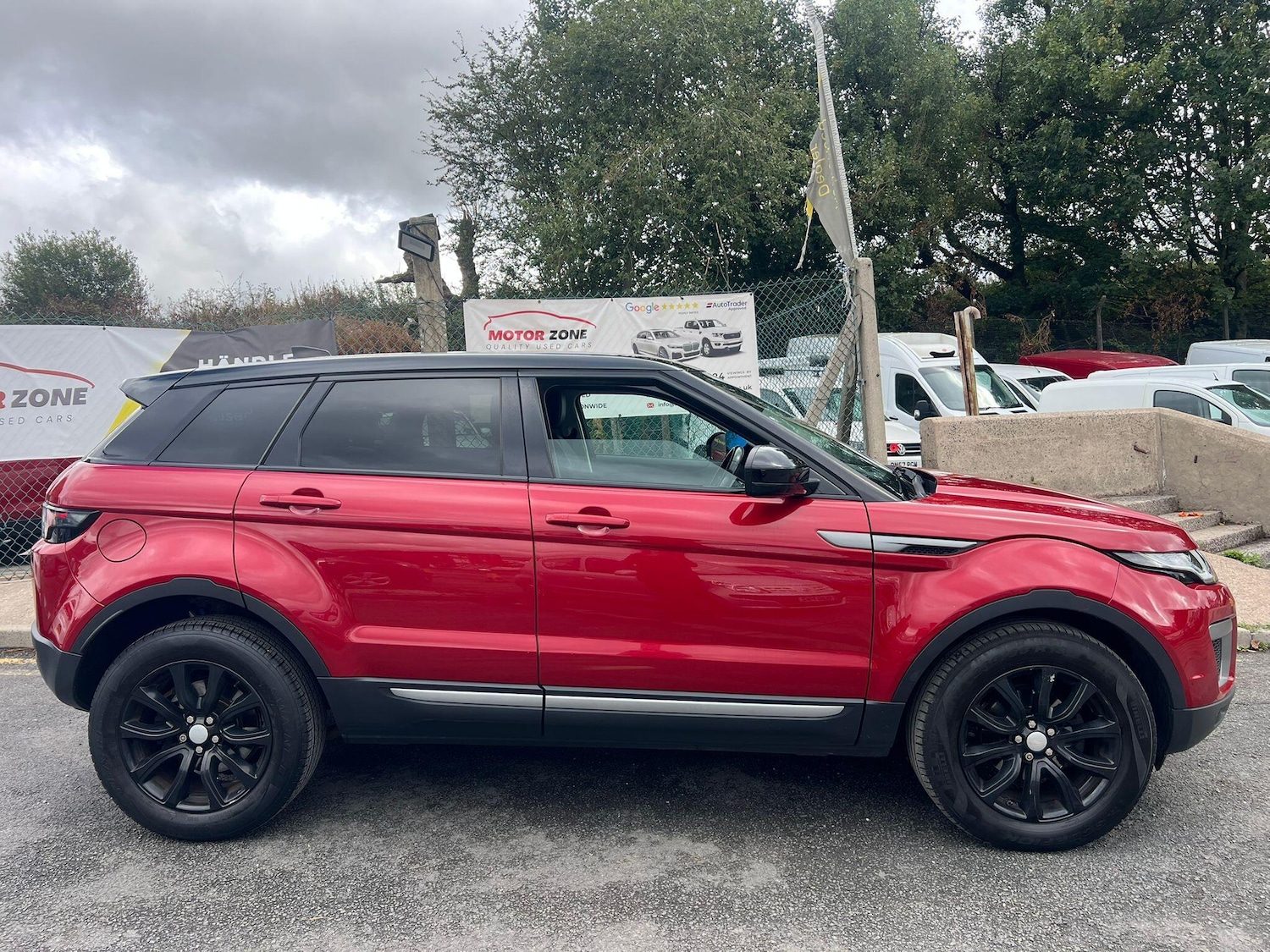 Used Land Rover Range Rover Evoque 2016 for sale - 76823771: Photo 4