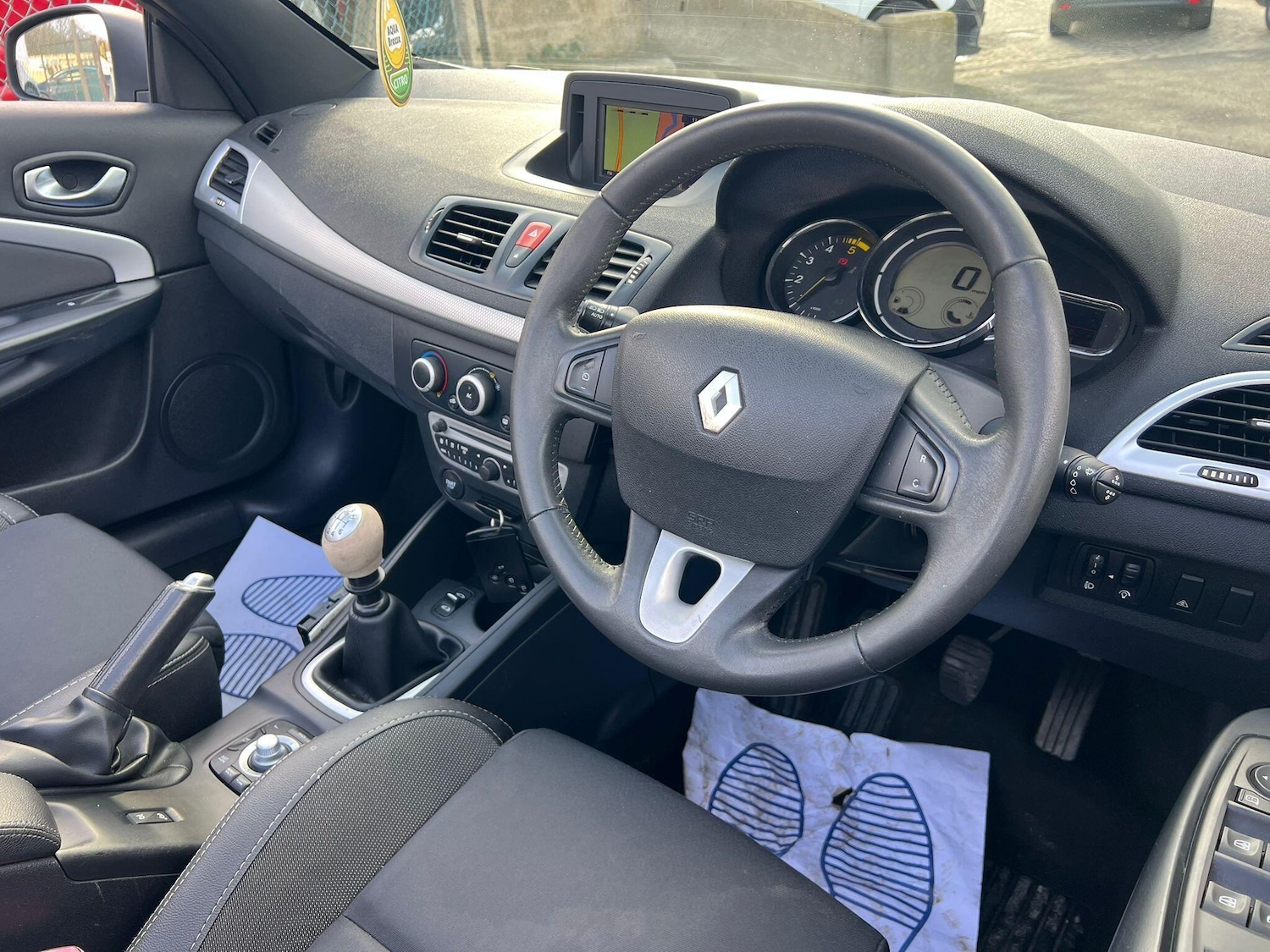 Used Renault Megane 2010 for sale - 77658356: Photo 22