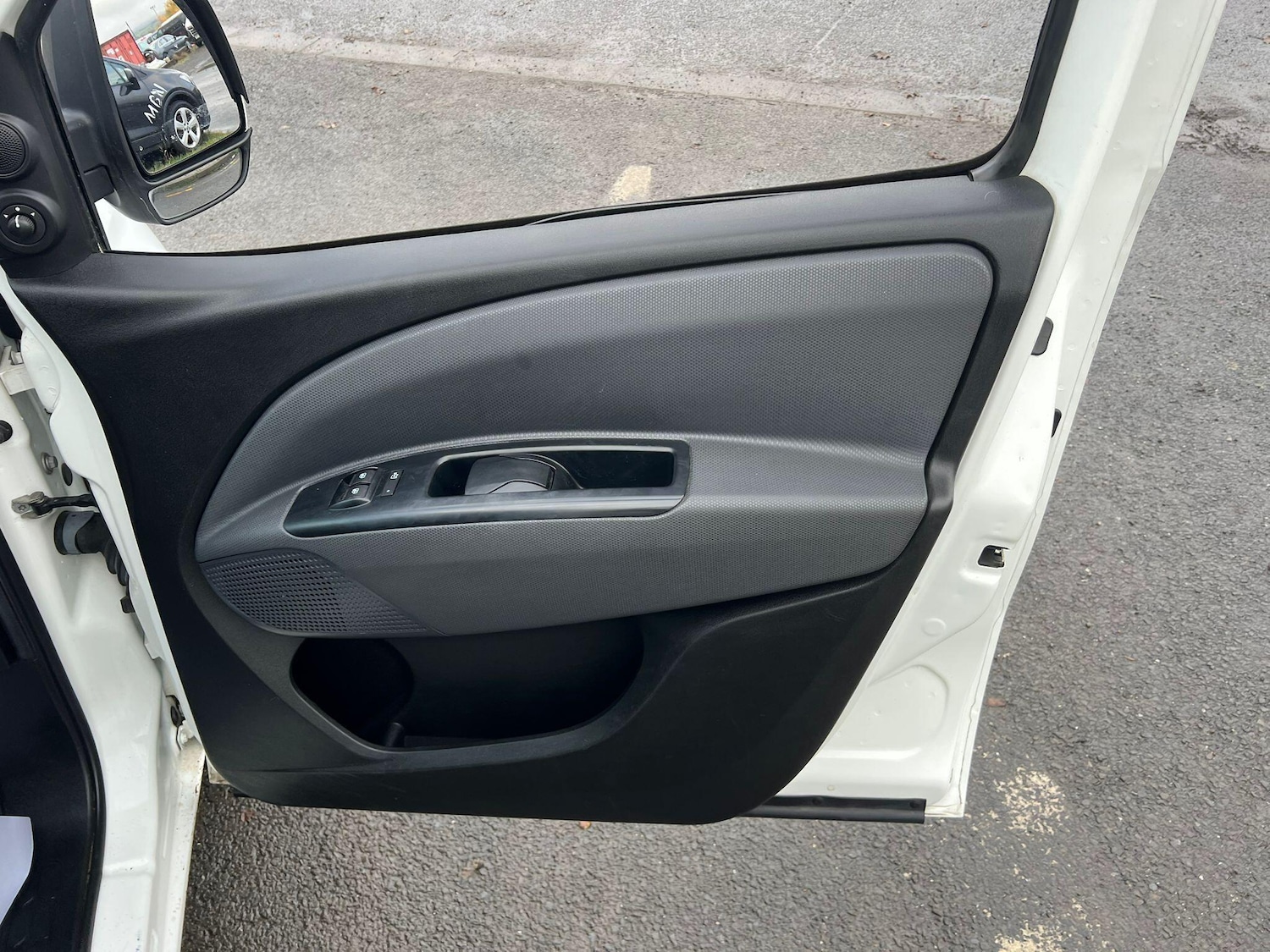 Used Fiat Doblo 2017 for sale - 76823889: Photo 22