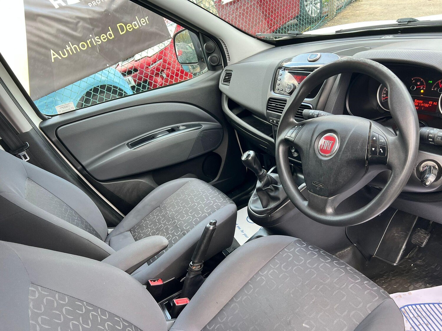 Used Fiat Doblo 2017 for sale - 76742727: Photo 11