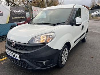 Used Fiat Doblo 2017 for sale - 76742727: Photo