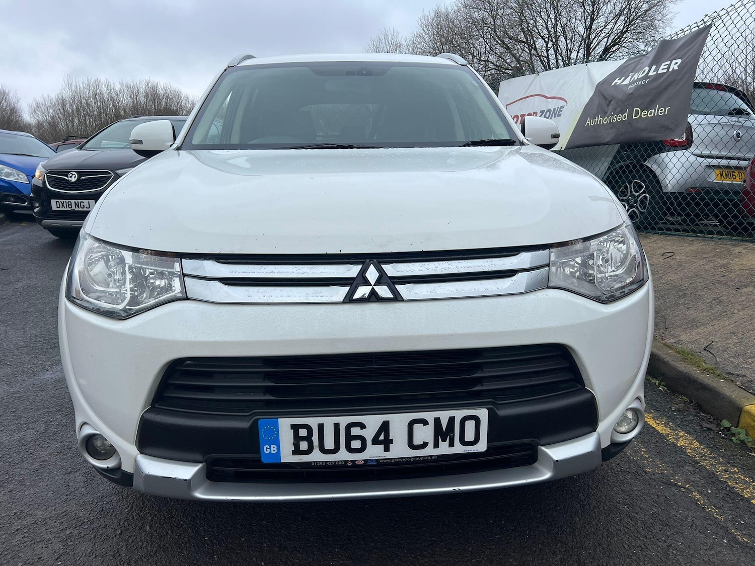 Used Mitsubishi Outlander 2014 for sale - 77468479: Photo 2