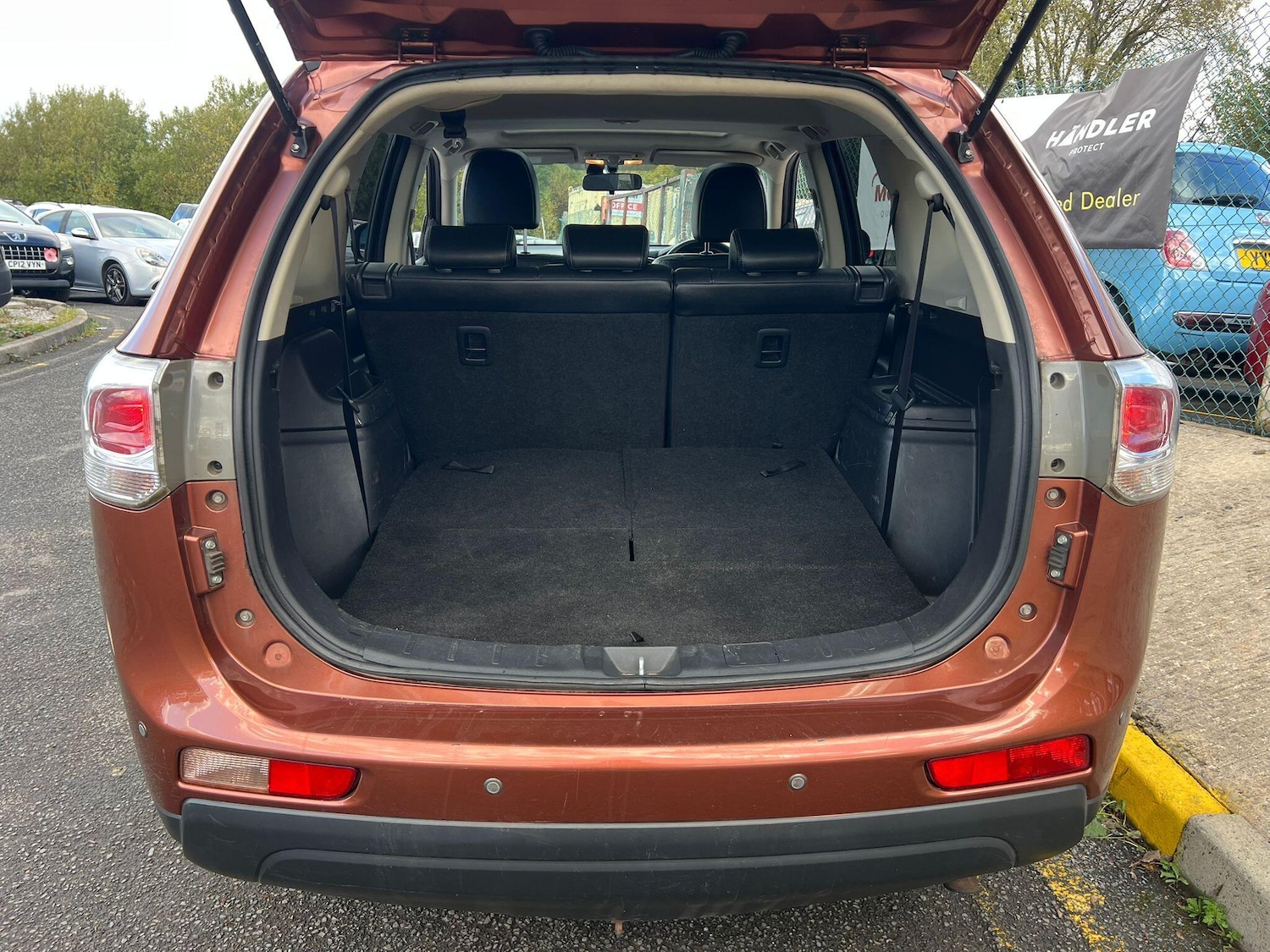 Used Mitsubishi Outlander 2013 for sale - 76742299: Photo 25