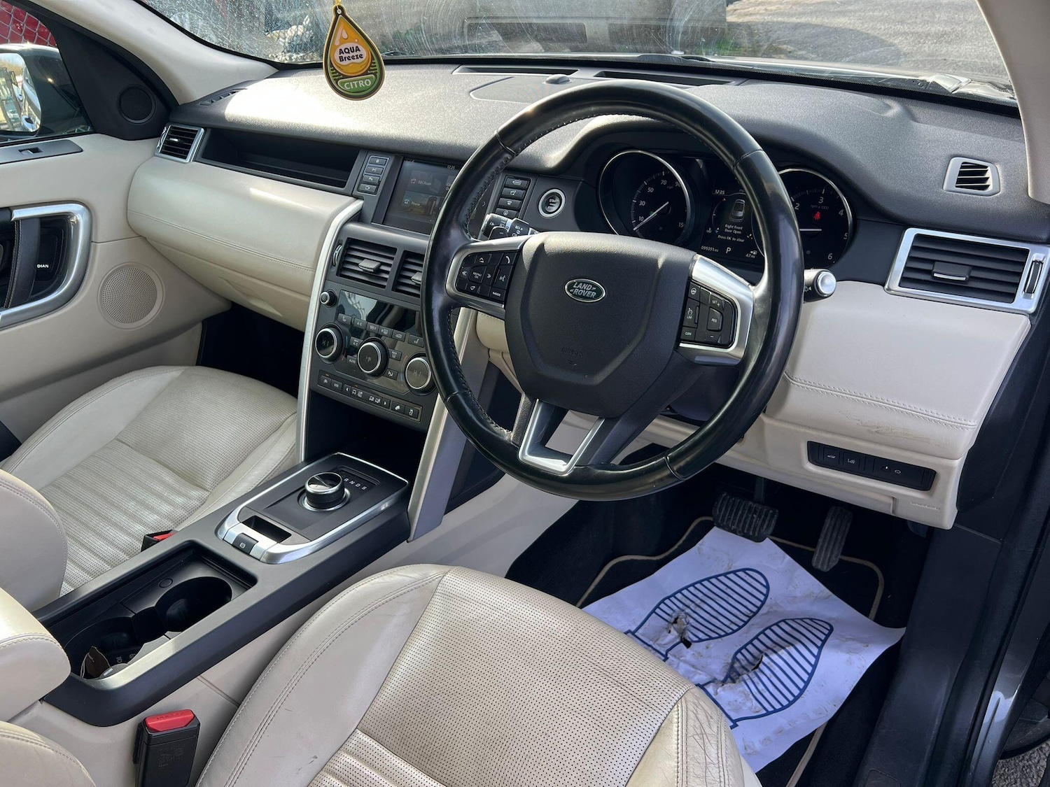 Used Land Rover Discovery Sport 2016 for sale - 77633028: Photo 10