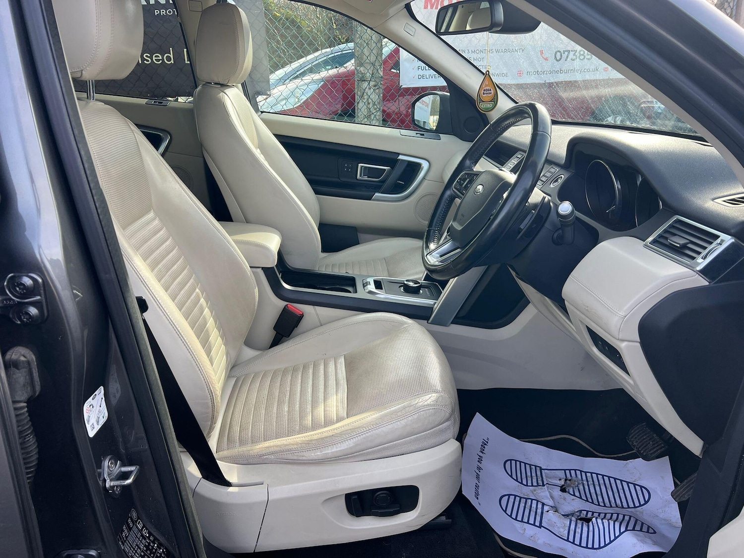 Used Land Rover Discovery Sport 2016 for sale - 77633028: Photo 12