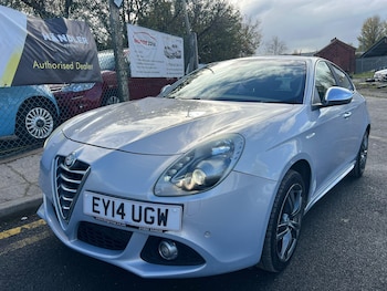 Used Alfa Romeo Giulietta 2014 for sale - 76742573: Photo