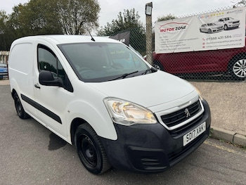 Used Peugeot Partner 2017 for sale - 76825225: Photo