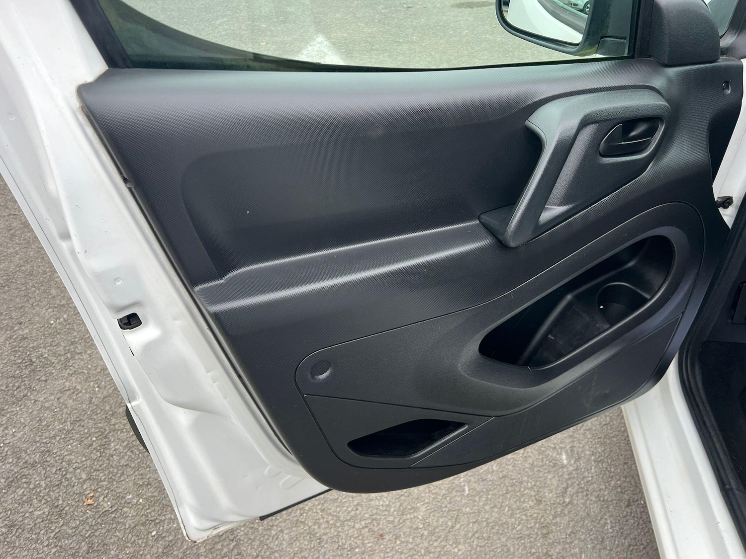 Used Peugeot Partner 2017 for sale - 76825225: Photo 22