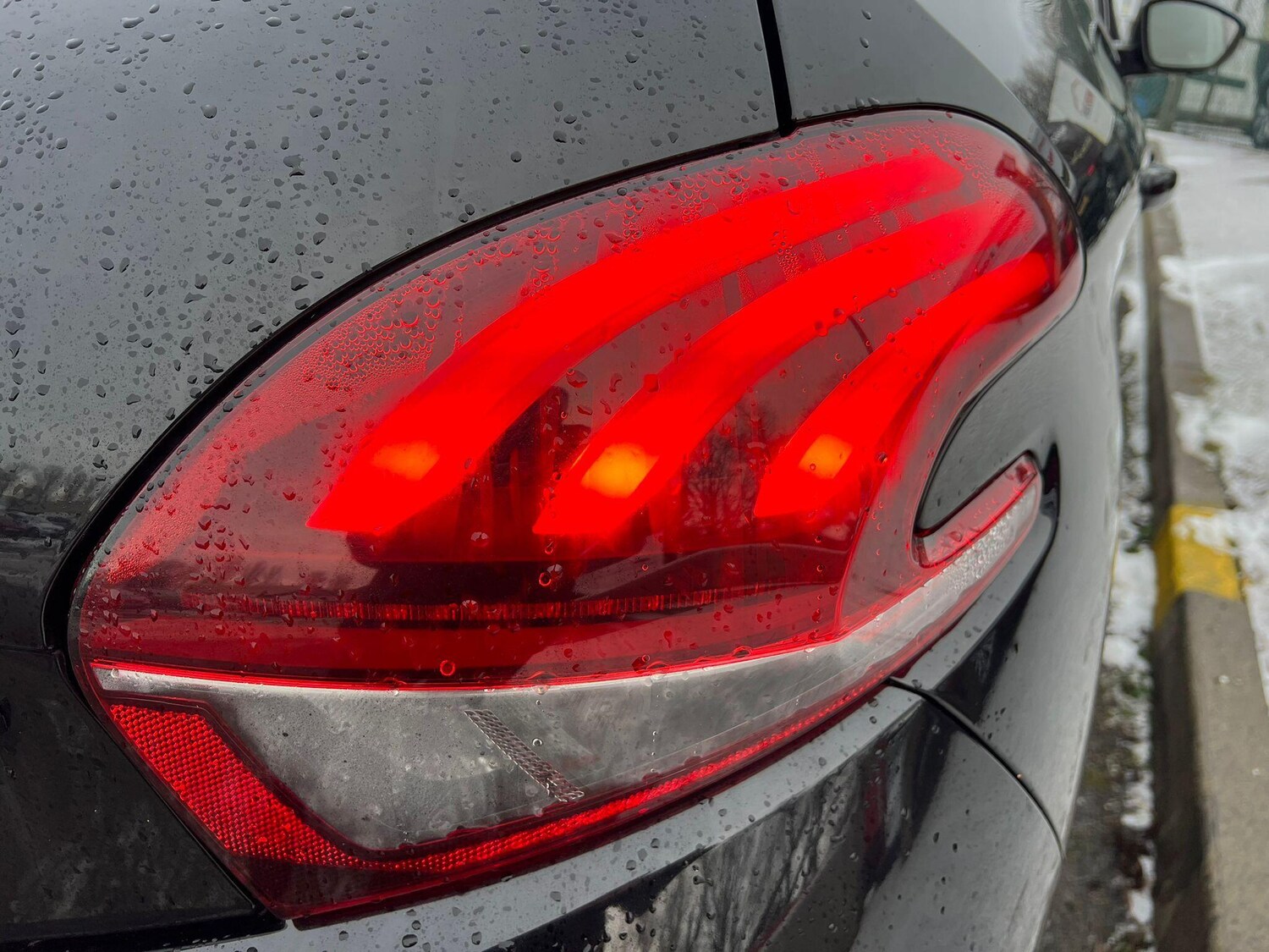 Used Peugeot 208 2016 for sale - 76965517: Photo 26