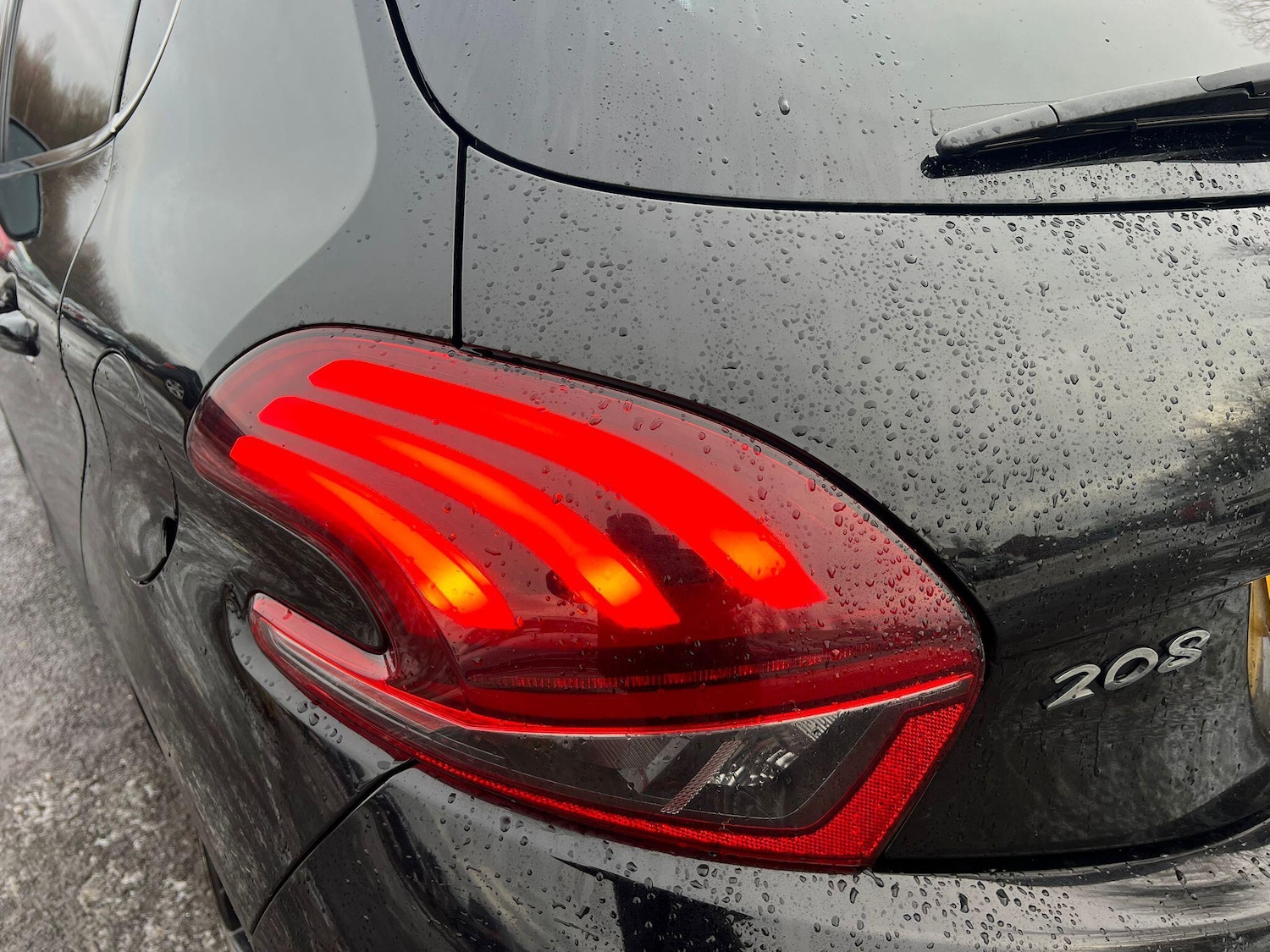 Used Peugeot 208 2016 for sale - 76965517: Photo 27