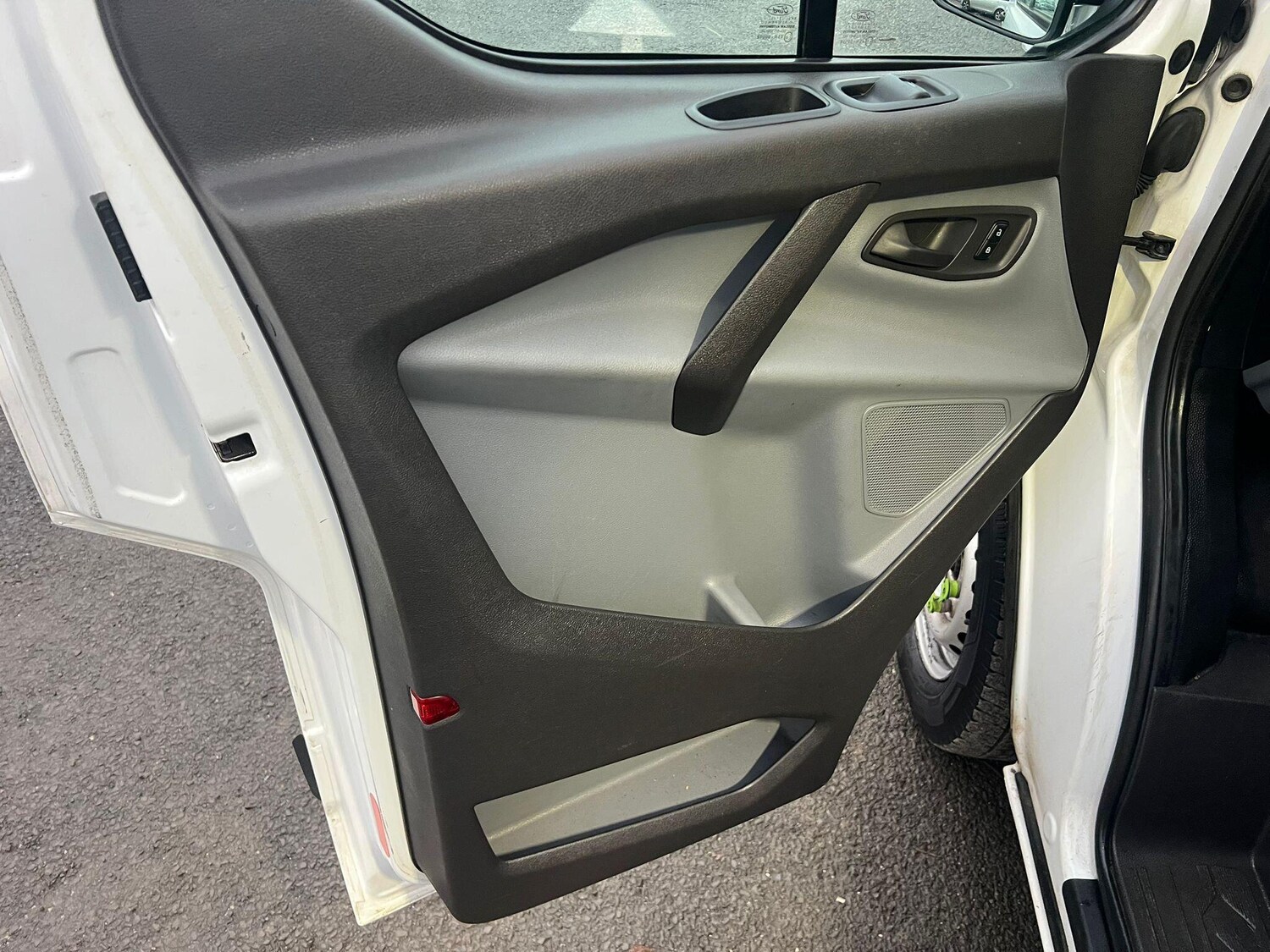 Used Ford Transit Custom 2018 for sale - 76743202: Photo 24